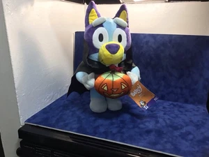 Bluey Greeter Halloween Vampir mit Kürbis Brandneu mit Etikett - Bild 1 von 24