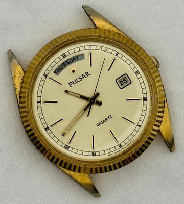Pulsar Men V544-8A00 Day Date President Fluted Quartz Analog Watch - Working! - Image 1 of 4