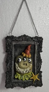 ÚNICO Espeluznante Extraño Arte Oscuro Escultura Monstruo Criatura Demonio Colgante de Pared Adorno - Imagen 1 de 6