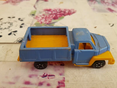 K-19 Corgi Cubes LKW mit Pritsche blau/orange, ohne Verglasung - Bild 1 von 4