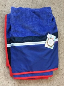 Dunelm beach towel with zip pocket (two available) - Picture 1 of 1