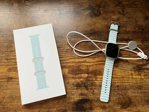 Apple Watch Ultra 2 GPS + Cellular - 49mm - Titanium - 100% BH - APPLECARE+ - Photo 1 sur 13