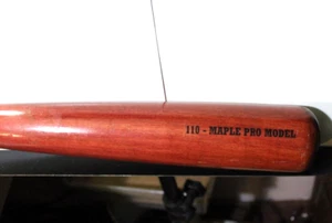 Custom 33 Bat Maple Pro Model 110 New - Picture 1 of 5