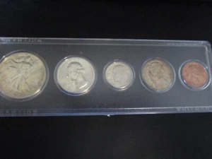 1947 MINT SILVER SET of U.S. COINS in Whitman plastic case - Picture 1 of 13