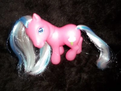 ✿My Little Pony G3   ✿ Cream Cone Cutie Mark - Image 1 of 3