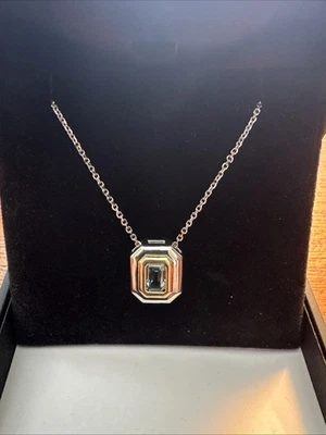 "Único collar de circonitas azules corte esmeralda natural de dos tonos de 14 k con cadena de 16""" Foto 1 de 4