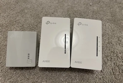 TP-Link AV600 2-Port Powerline Adapter Starter Kit, WiFi Extender - Image 1 of 4