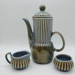 WADE IRISH PORCELAIN COFFEE POT SUGAR BOWL CREAMER Set Borsey Ireland Vtg Decor - Picture 1 of 22