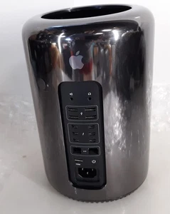 Apple Mac Pro 2013 A1481 3.5GHz 32GB RAM 500GB  SSD AMD FirePro D500 w/ Cord - Picture 1 of 3
