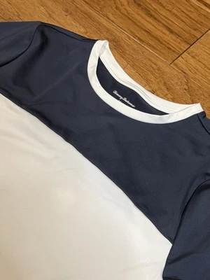 Camisa de golf Tommy Bahama para mujer talla grande Foto 1 de 4