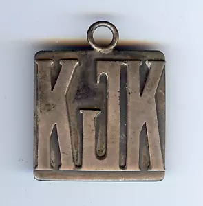 CIONDOLO VINTAGE FRANK PATANIA ARGENTO STERLING INIZIALI KJK - Foto 1 di 2