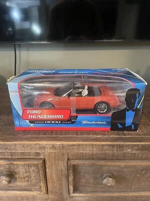 James Bond 007 Ford Thunderbird 1:18 Limited Edition Beanstalk Model Car - Image 1 of 4
