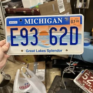 1990s Michigan License Plate E93 62D Great Lakes Splendor - Picture 1 of 23