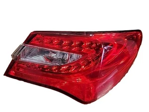 2011-14 CHRYSLER 200 Right Passenger Tail Light Sedan OEM - Imagen 1 de 4