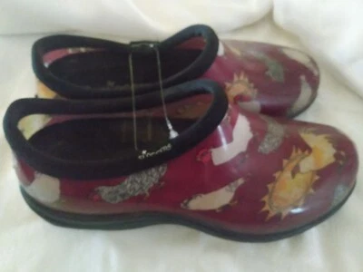 Sloggers Women's Rain / Gardening Rooster Pattern Shoe Clog Boots Size 7 - Image 1 of 4