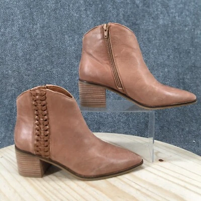 Botines Lucky Brand para mujer 7M beige cosmio punta bloque imitación cuero Foto 1 de 4