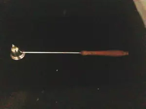 S KIRK & SON STERLING SILVER CANDLE SNUFFER TURNED WOODEN HANDLE NO MONOGRAM - Picture 1 of 5