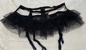 Victoria's Secret Cage Cut Out Rhinestone Garter Belt Size M / L Black  NWT $58 - Picture 1 of 4