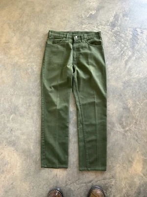 Calça vintage anos 70 Levi’s Big E verde oliva Sta-Prest 34 x 30 talon com zíper - Imagem 1 de 4
