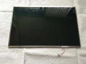 dalle écran LP154WX4 pc portable Packard Bell ARES GM AGM00 VENDU HS - Picture 1 of 4