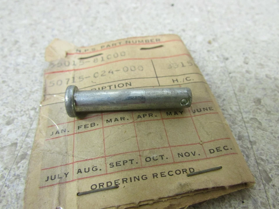 Pin NOS HONDA CB750 NIGHTHAWK CB650 CB400F CB900C CBR1000F PILLION STEP - Imagem 1 de 1