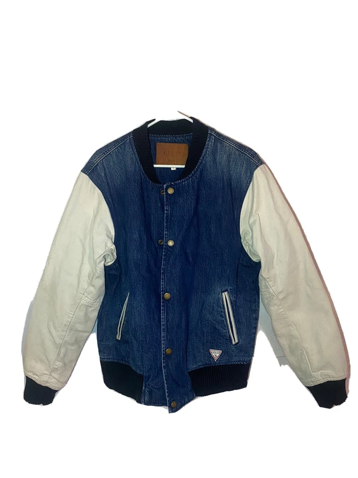 КАК МОЖНО СКОРЕЕ ROCKY X GUESS ДЖИНСОВАЯ КУРТКА БОЛЬШОЙ ПОДЕРЖАННЫЙ - Изображение 1 из 4