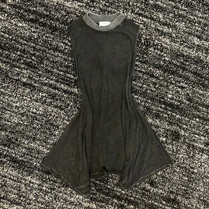 ALTAR’D STATE || Hi-Lo Asymmetrical Fitted Tunic in Heathered Black - SZ Medium - Picture 1 of 4