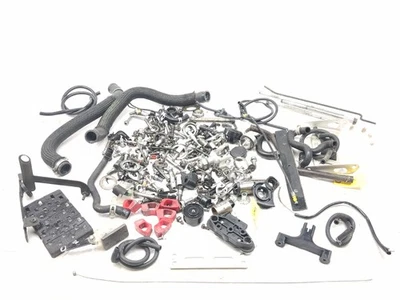 05 06 Suzuki GSXR1000 Piezas Master Hardware Juego de pernos de montaje de manguera de empuje Foto 1 de 4