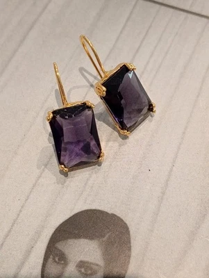 New💕 GOLD PLATED Small Purple GLASS CRYSTAL HOOK Fashion Earrings Mini - image 1 of 4