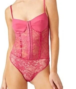 Free People Night Rhythm Spitzen Body Damen S Raspberry Sorbet verstellbar Neu - Bild 1 von 6