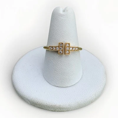 Anillo de alambre de diamantes en T de oro amarillo de 18 quilates de Tiffany & Co. (talla 8) Foto 1 de 4