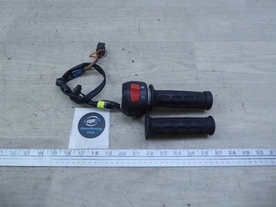 Suzuki GSXR600 GSX R600 S20936 2001) interruptor de control derecho giro del acelerador Foto 1 de 4