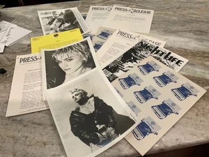 MADONNA KONVOLUT 3 PRESSEMAPPEN 80er Jahre mit 8x10er - Bild 1 von 6