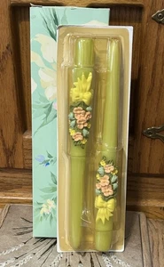 Vintage Avon Flower Fancy 2 Floral Fragrance Taper Candles Easter Spring - Picture 1 of 4
