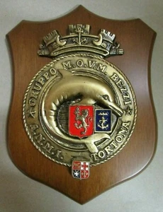Crest "A.N.M.I. TORTONA - ASS. NAZ. MARINAI D'ITALIA - GRUPPO M.O.V.M. BEZZI" - Picture 1 of 1