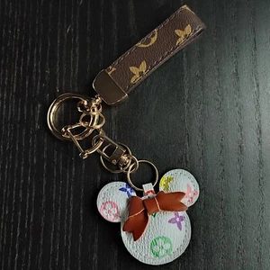 PORTACHIAVI TOPOLINO LUXURY MODA ACCESSORI LUSSO IDEA REGALO DONNA CIONDOLO. - Foto 1 di 1