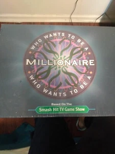 WHO WANTS TO BE A MILLIONAIRE 2021 FAMILY BOARD GAME NEW - Picture 1 of 2