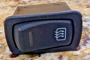 CARLING TECHNOLOGIES -L14E1 SEALED ROCKER SWITCH ON/OFF 15AMP 12V W/ LIGHT - Picture 1 of 3