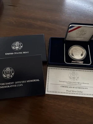 1997 National Law Enforcement Officers Memorial Silver Coin Box & COA Proof - Image 1 of 2