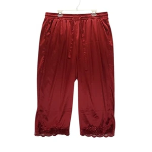 Neu mit Etikett Torrid Pyjamahose Damen 2X rot kurz geschnitten Satin Spitzenbesatz Nachtwäsche Lounge - Bild 1 von 9