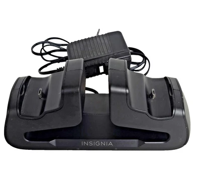 Insignia - Dual Controller Charging Station for Xbox One No Battery Packs - Image 1 of 3