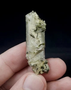 Epidote Included Quartz Crystal from baluchistan pakistan. - Picture 1 of 8