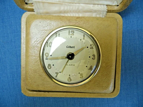 Gilbert Travel Clock & Alarm in Leather Case DOES NOT WORK HEAVY WEAR FOR REPAIR Cover