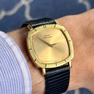 Vintage Piaget 18kt SOLID GOLD Automatic “Tonneau” Wristwatch Ref. 12423 - Picture 1 of 9
