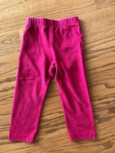 Pantalones rojos de cintura elástica para bebés Club 40 talla 24 meses en muy buen estado - Imagen 1 de 2