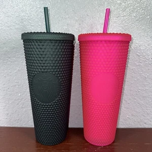 Nuevo vaso Venti Starbucks 2021 rosa y verde oscuro con tachuelas - 24 oz - Imagen 1 de 6