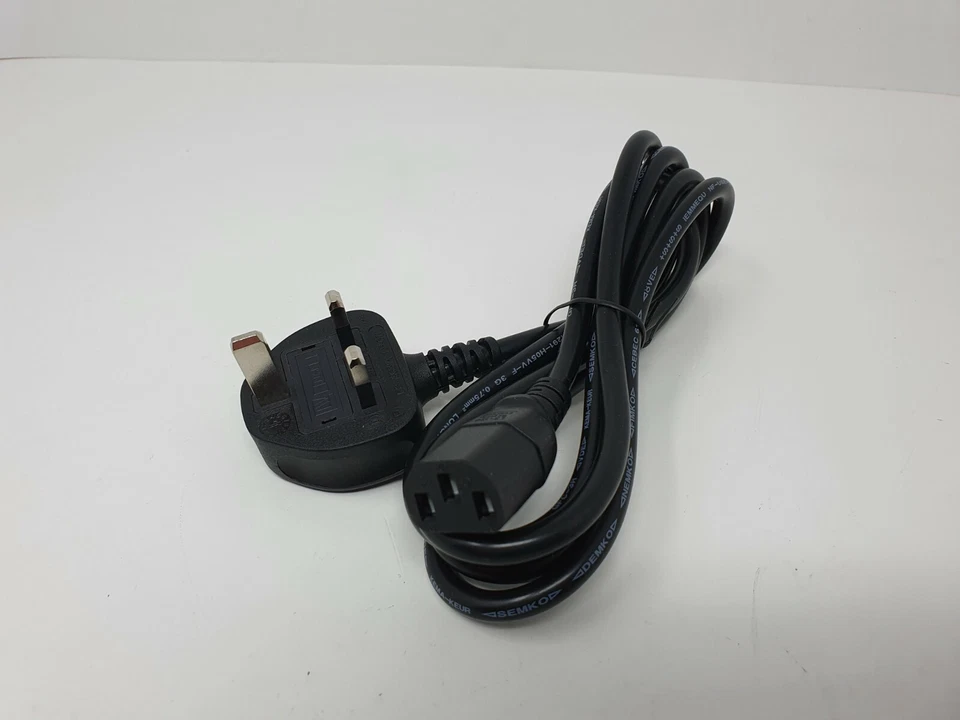 LG 60PG7000 60 inch TV Mains Power Cable Lead IEC 1.8m 3 PIN UK PLUG Fused - Image 1 of 4