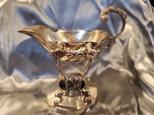 Candela sfregamento vintage in argento placcato gravy/salsa barca su supporto - Foto 1 di 14