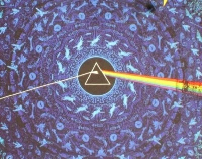 Nuevo Tapiz Prisma Azul 3D Pink Floyd Lado Oscuro de la Luna Decoración de Pared Colgante Foto 1 de 3