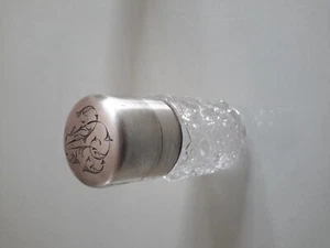 FLACON À PARFUM EN CRISTAL TAILLÉ   BOUCHON ARGENT MONNOGRAME  DEBUT 19E - Picture 1 of 8